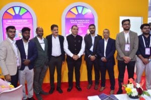 State officials and startups present projects, draw international attention