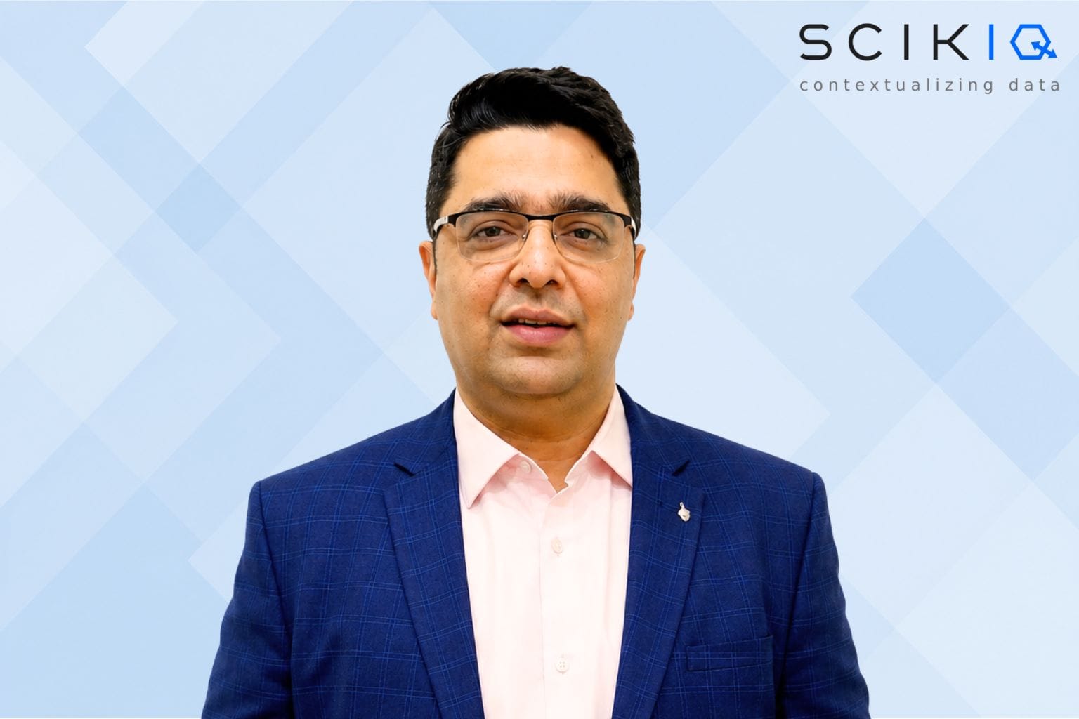 SCIKIQ Logo and founder image with geometric light blue background